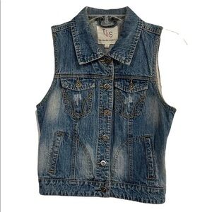 Thread & Supply Girl's Destructed Distressed Vest Cool Back Pockets Medium